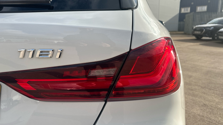 BMW 1 Series 118i M Sport 5dr Step Auto Petrol Hatchback